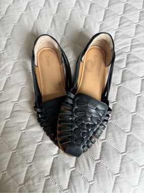 Quince Leather Huarache Flat